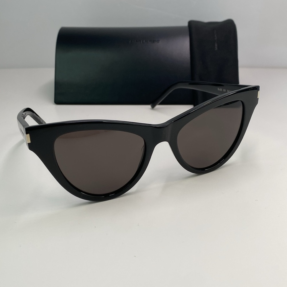 Authentic-  Saint Laurent SL-425-001-54 54mm New Sunglasses
